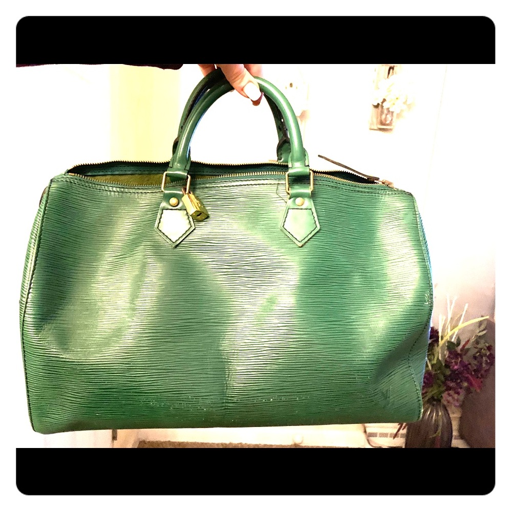 Vintage LV Epi leather Borneo speedy 35